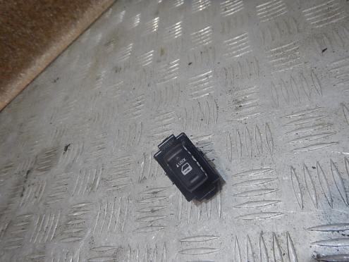 Фотография Кнопка центрального замка, Lexus (Лексус)-IS (05-13)