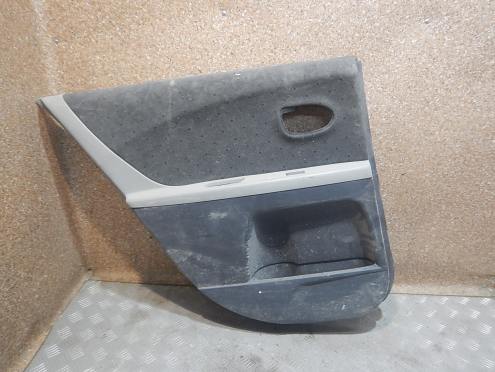 Фотография Обшивка двери задней левой, Toyota (Тойота)-VITZ (99-03)