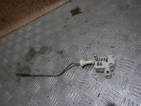 Фотография Активатор лючка бензобака, Volkswagen (Фольксваген)-PASSAT B6 (05-10)