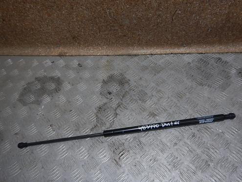 Фотография Амортизатор капота, Renault (Рено)-DUSTER 2 (21-)