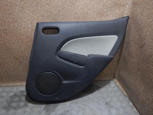 Фотография Обшивка двери задней правой, Mazda (Мазда)-2 (DE) (07-)