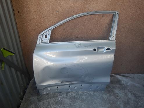 Фотография Дверь передняя левая, Geely (Джили)-COOLRAY (20-)