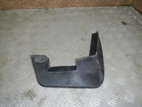 Фотография Брызговик передний правый, ВАЗ (VAZ)-LADA LARGUS (ЛАРГУС)