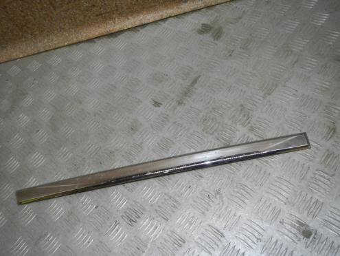 Фотография Молдинг двери задней правой, Mercedes-Benz (Мерседес)-MERCEDES (X204) GLK-KLASSE (08-)