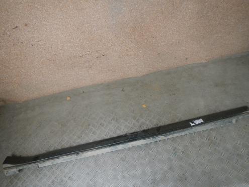 Фотография Накладка порога наружная правая, Genesis (Дженесис)-GV70 (20-)