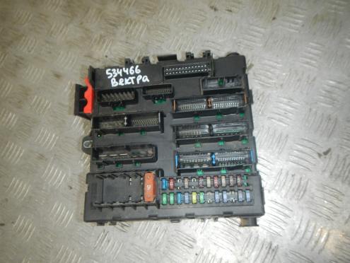 Фотография Блок предохранителей, Opel (Опель)-VECTRA C (02-)