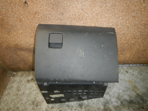 Фотография Бардачок, Opel (Опель)-VECTRA C (02-)