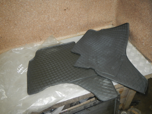 Фотография Коврик салона задний, Mitsubishi (Митсубиси)-L200 (K) (-06)