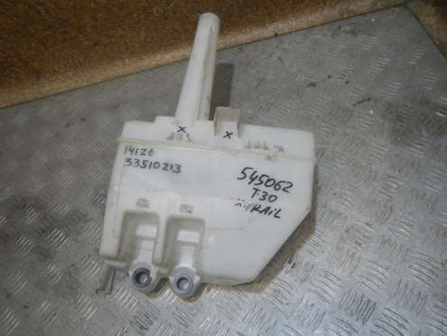 Фотография Бачок омывателя лобового стекла, Nissan (Ниссан)-X-TRAIL (T30) (01-06)