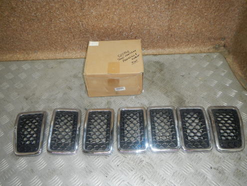 Фотография Решетка в капот, Jeep (Джип)-CHEROKEE (13-)