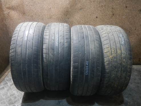 Фотография Комплект шин летних