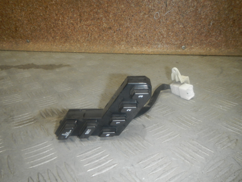 Фотография Блок кнопок, SsangYong (Сангйонг)-REXTON II (07-)