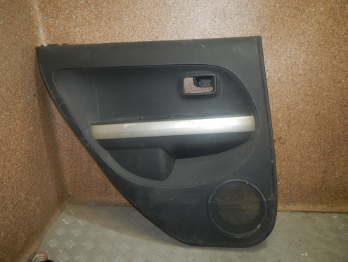 Фотография Обшивка двери задней левой, Toyota (Тойота)-IST (01-07)