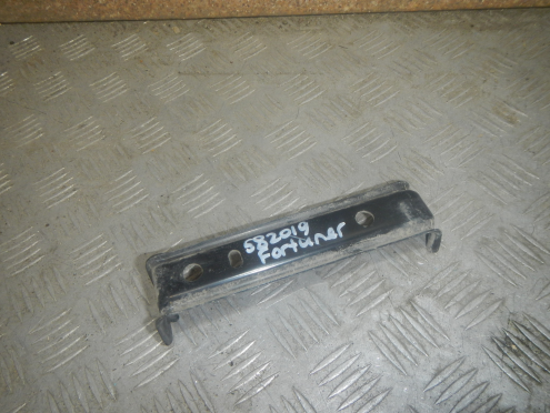 Фотография Кронштейн усилителя бампера заднего, Toyota (Тойота)-FORTUNER (15-)