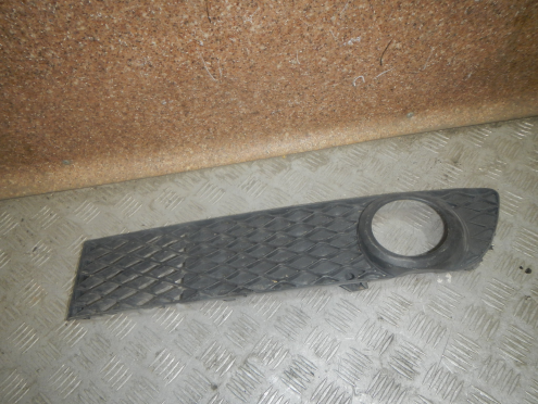 Фотография Решетка переднего бампера правая, Infiniti (Инфинити)-M35 (06-10)