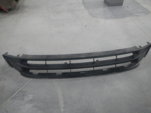 Фотография Решетка переднего бампера центральная, Honda (Хонда)-FIT (05-14)