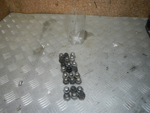 Фотография Болт колесный, Hyundai (Хендэ)-GRAND STAREX/H1 (07-)