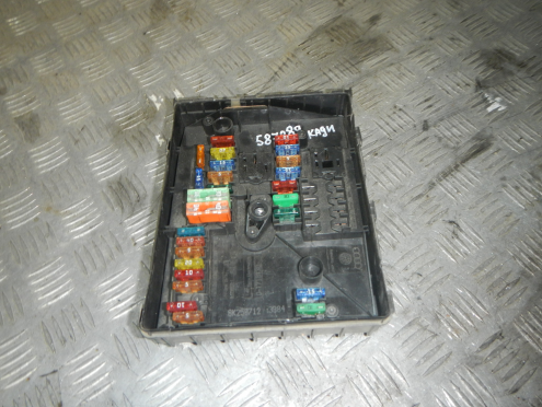 Фотография Блок предохранителей, Volkswagen (Фольксваген)-CADDY (11-)