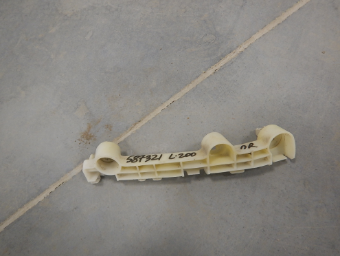 Фотография Кронштейн бампера переднего правый, Mitsubishi (Митсубиси)-L200 (KK/KL) (15-)