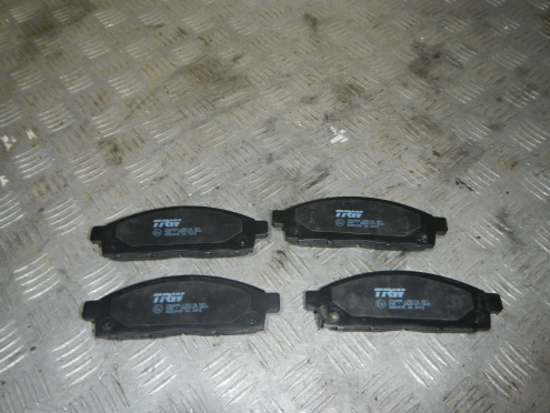 Фотография Колодки тормозные (передние), Mitsubishi (Митсубиси)-L200 (KB) (06-)