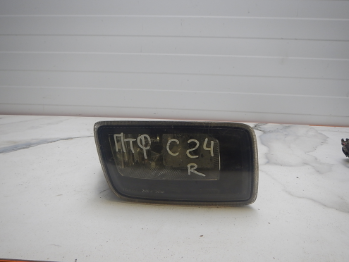 Фотография Фара противотуманная правая, Nissan (Ниссан)-SERENA (99-)