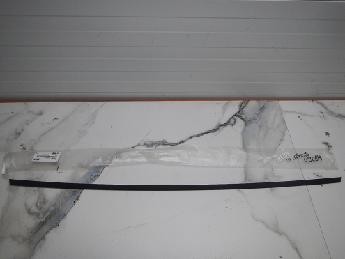 Фотография Накладка двери задней левой, KIA (Киа)-STINGER (17-)