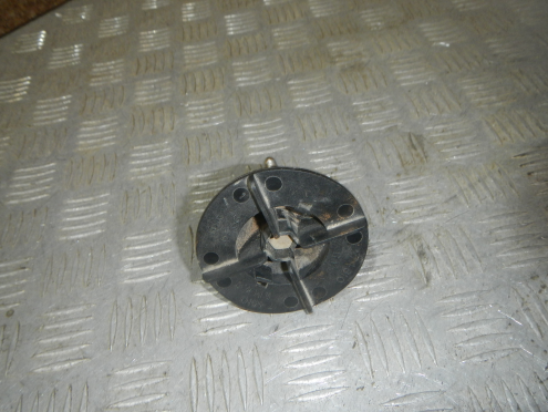 Фотография Болт крепления запасного колеса, Nissan (Ниссан)-MICRA (K12E) (02-)