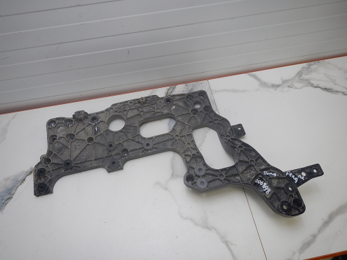 Фотография Кронштейн фары противотуманной правой, ГРУЗОВЫЕ АВТОМОБИЛИ-DONGFENG GX