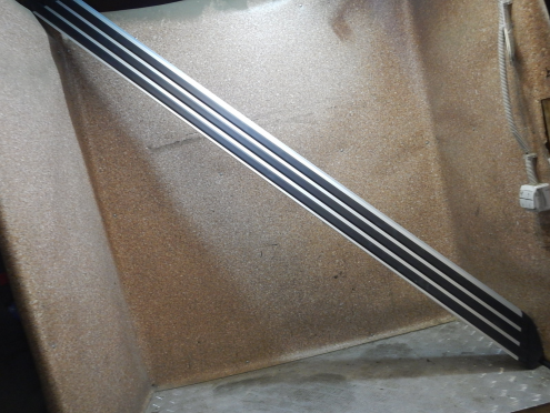 Фотография Подножка левая, Volkswagen (Фольксваген)-TERAMONT (16-)