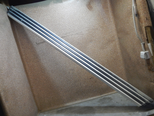 Фотография Подножка правая, Volkswagen (Фольксваген)-TERAMONT (16-)