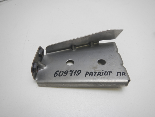 Фотография Кронштейн бампера переднего правый, УАЗ (UAZ)-PATRIOT