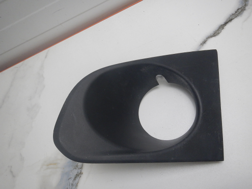 Фотография Рамка противотуманной фары левой, Chevrolet (Шевроле)-TRACKER (13-)