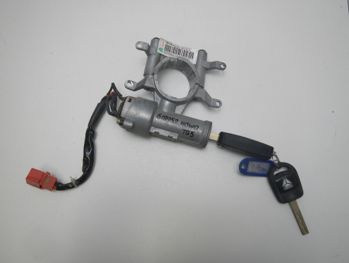 Фотография Замок зажигания, ГРУЗОВЫЕ АВТОМОБИЛИ-TG5