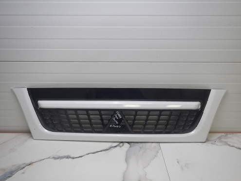 Фотография Решетка радиатора, Mitsubishi (Митсубиси)-FUSO