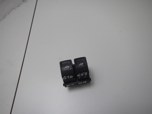 Фотография Блок управления стеклоподъемниками, Skoda (Шкода)-RAPID (12-)