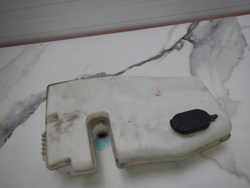 Фотография Бачок омывателя лобового стекла, Nissan (Ниссан)-TERRANO (13-)