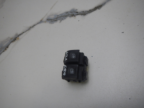 Фотография Блок управления стеклоподъемниками, Nissan (Ниссан)-TERRANO (13-)