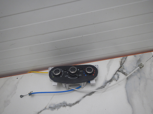 Фотография Блок управления климатической установкой, Nissan (Ниссан)-TERRANO (13-)