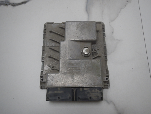 Фотография Блок управления двигателем, Audi (Ауди)-A8 (D4) (11-18)